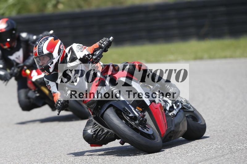 /27 12.06.2025 Ducati Schweiz Trackday Warmup  ADR/gelb-jeaune/8